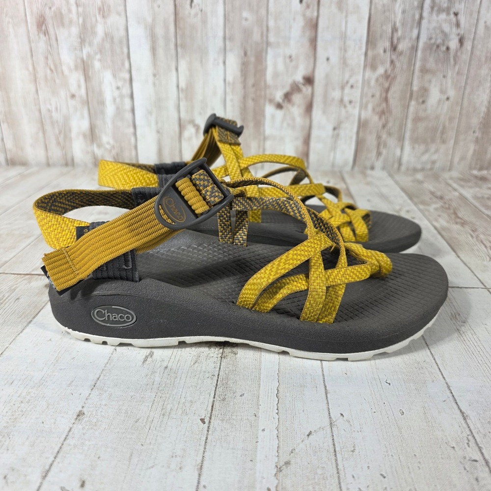 Chaco Z/Cloud X2 Women 6 Mustard Yellow Gray Strappy Toe Loop Hiking Sandals